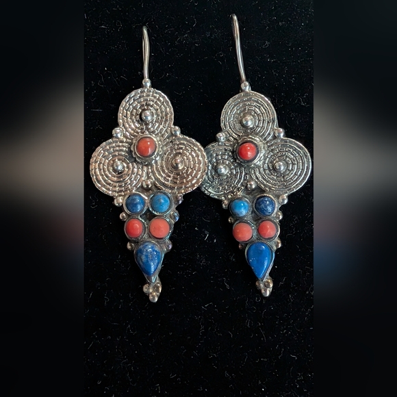 Silver and Blue‎ Dangle Earrings - Picture 2 of 7